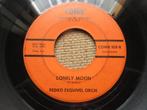 Pedro Esquivel Orch. – Lonely Moon / Mexican Siesta, Gebruikt, 7 inch, Single, Ophalen of Verzenden