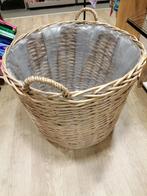 Mooie rieten manden, Huis en Inrichting, Woonaccessoires | Schalen en Manden, Ophalen, Zo goed als nieuw, Mand