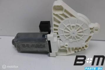 Raammotor rechts VW Arteon 5Q4959802B beschikbaar voor biedingen