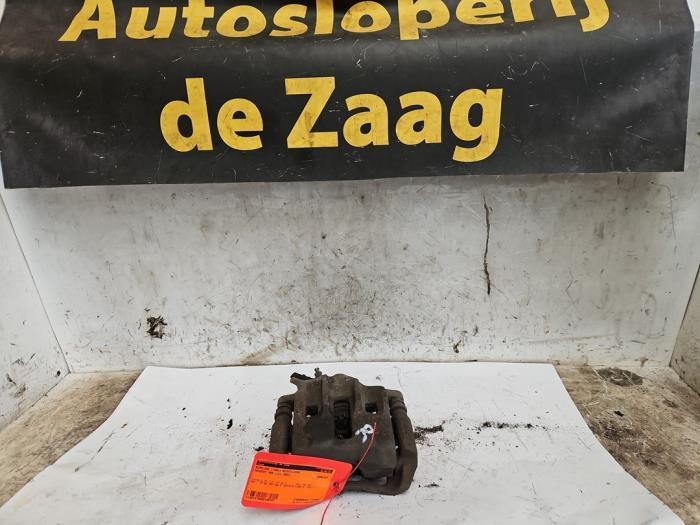 Etrier de frein (pince) avant droit d'un Peugeot 406, Autos : Pièces & Accessoires, Freins & Transmission, Peugeot, Utilisé, 3 mois de garantie
