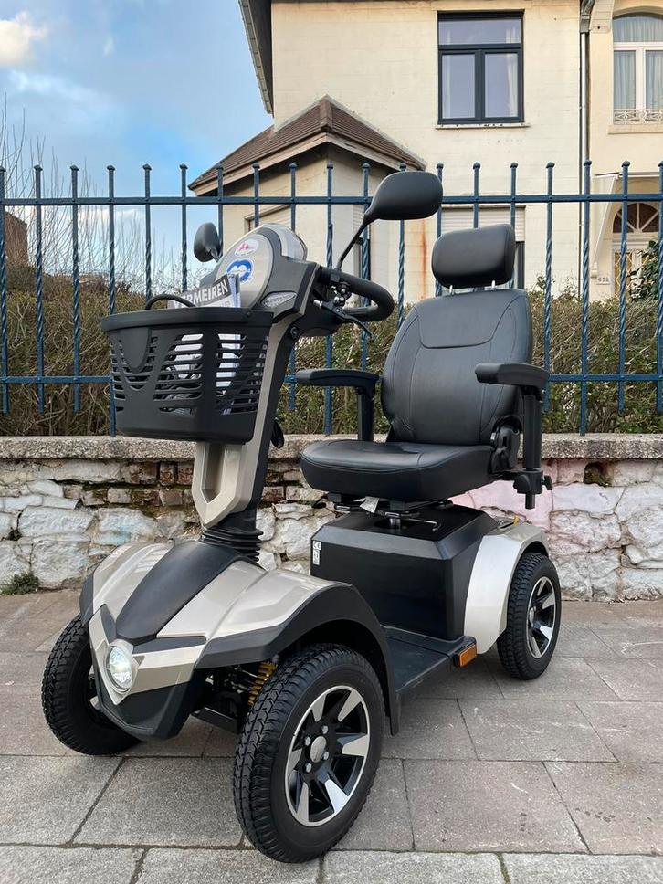 Scootmobiel Vermeiren Mercurius 4D voiturette électrique PMR, Divers, Chaises roulantes, Comme neuf, Fauteuil roulant électrique