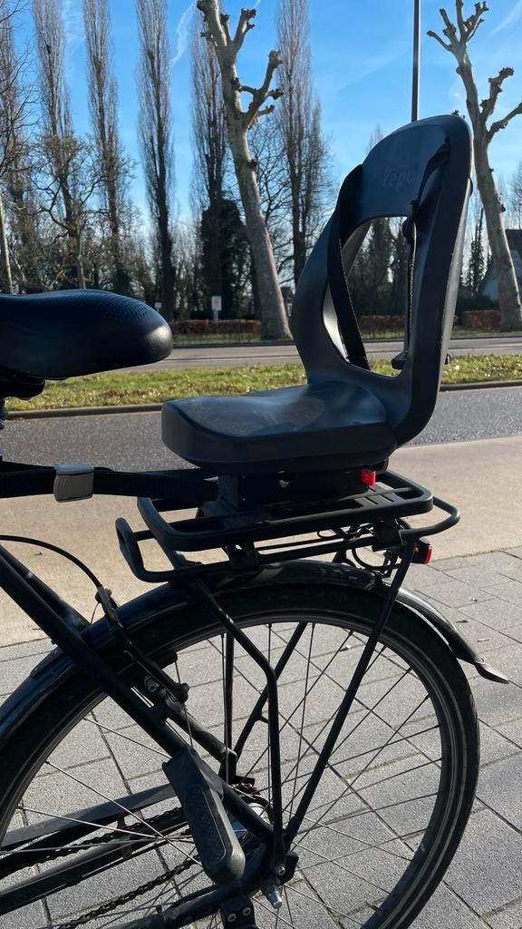 Siège pour enfant Yepp Junior Easyfit, Vélos & Vélomoteurs, Accessoires vélo | Sièges de vélo, Utilisé, Siège arrière, 9 à 36 kg