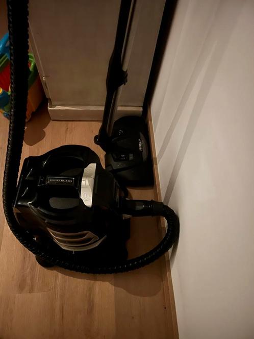 1 jaar oud, Elektronische apparatuur, Stofzuigers, Ophalen
