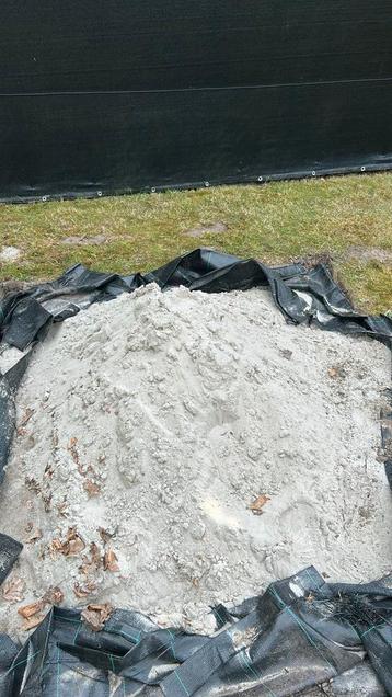 Speelzand zandbak 0.5 kubieke meter beschikbaar voor biedingen