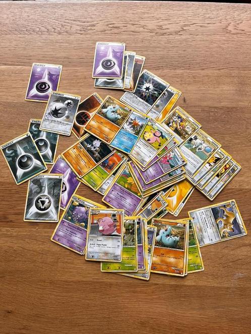 Collection de 70 cartes Pokémon - Attrapez-les toutes !, Hobby & Loisirs créatifs, Jeux de cartes à collectionner | Pokémon, Utilisé