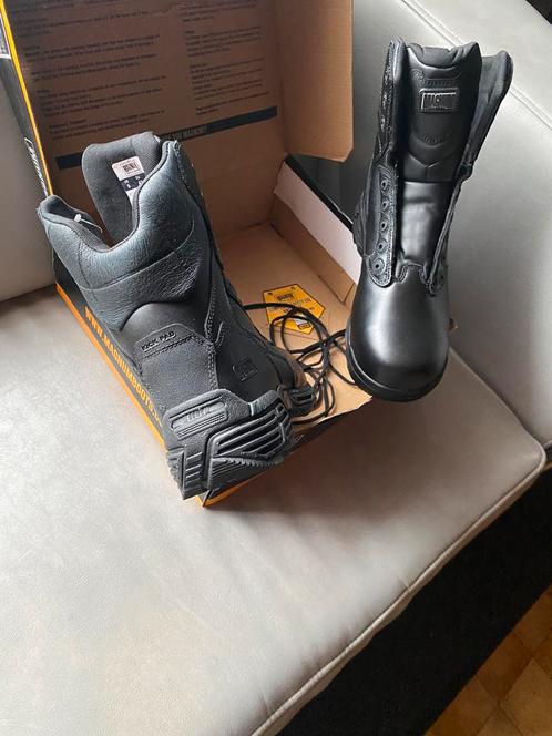 Chaussures de sécurité cuir MAGNUM FORCE 8 taille 42 neuves, Vêtements | Hommes, Chaussures, Neuf, Chaussures de travail, Noir