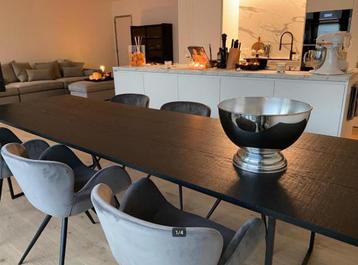 Vergadertafel Heer Mesa Nero beschikbaar voor biedingen