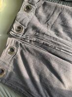 2 grijze (ring) gordijnen., Gris, Enlèvement ou Envoi, Rustiek, Comme neuf