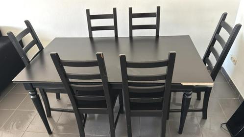 Zwarte Eettafel in geode staat met 6 bijhorende stoelen, Huis en Inrichting, Tafels | Eettafels, Gebruikt, 150 tot 200 cm, 50 tot 100 cm