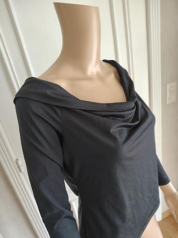 blousje van h&m beschikbaar voor biedingen