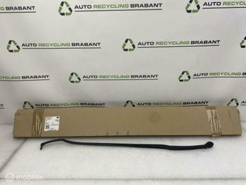 Portierrubber Links Porsche Panamera 971 NIEUW 971839773 beschikbaar voor biedingen
