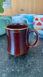 Vintage mok bruin, Huis en Inrichting, Keuken | Servies, Ophalen, Gebruikt