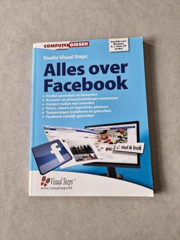 Computer gidsen - Alles over Facebook, Livres, Informatique & Ordinateur, Enlèvement ou Envoi, Internet ou Webdesign