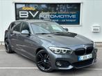 BMW 120i Automaat M Pack - ALARM - LEDER - LED - Shadow Line, Auto's, BMW, Automaat, Parkeersensor, 4 cilinders, Leder