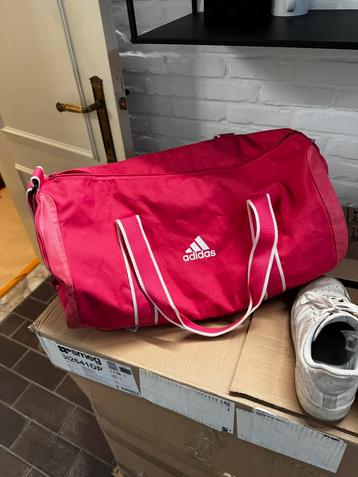 Adidas - BG handtas  beschikbaar voor biedingen
