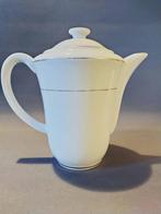 Cafetière porcelaine blanche liseret or Couleuvre, Envoi