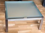 Salontafel met glazen blad, Huis en Inrichting, Tafels | Salontafels, Ophalen, Zo goed als nieuw, Vierkant, Minder dan 50 cm