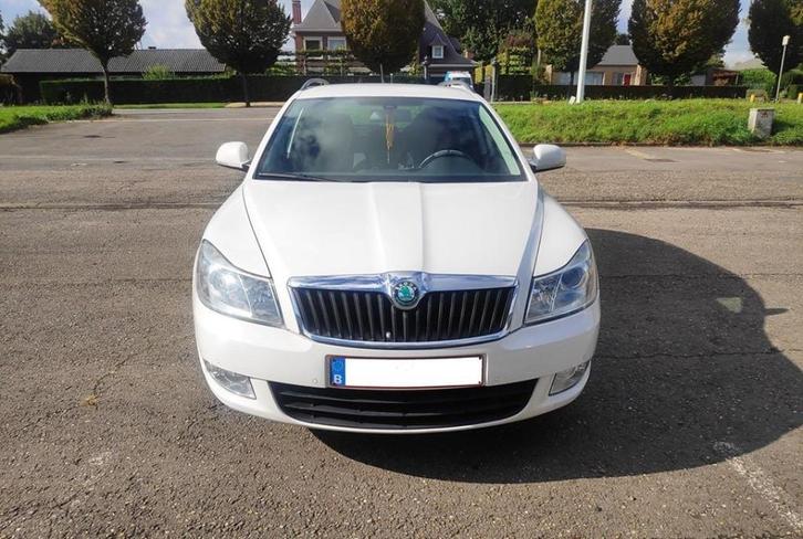 Skoda Octavia voor export, Auto's, Skoda, Particulier, Octavia, 360° camera, ABS, Airbags, Bluetooth, Climate control, Cruise Control