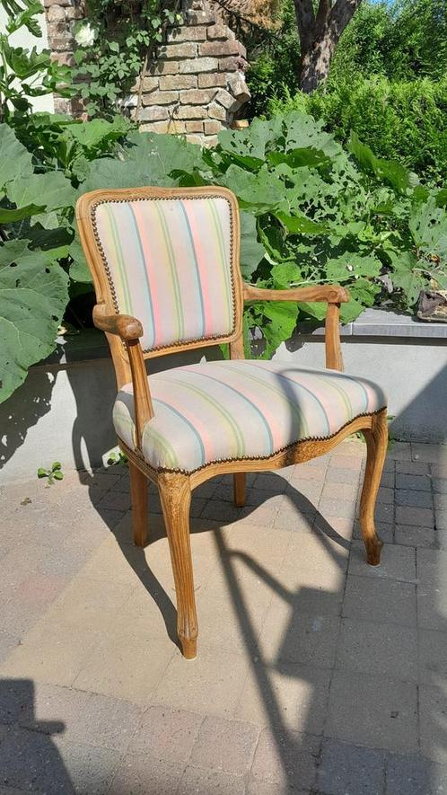 Fauteuil stijl Louis XV fris gestoffeerd, Antiek en Kunst, Antiek | Meubels | Stoelen en Sofa's, Ophalen