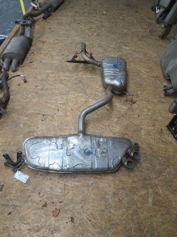 UITLAAT COMPLEET Volkswagen Golf V (1K1) (02-2001/12-2010), Auto-onderdelen, Uitlaatsystemen, Volkswagen, Gebruikt