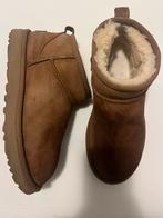 Ugg Classic ultra mini (avec spray teinté : comme neuves ), Verzenden, Zo goed als nieuw