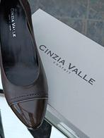 Nieuwe lederen pumps maat 38 Cinzia Valle, Neuf, Enlèvement ou Envoi, Escarpins, Brun