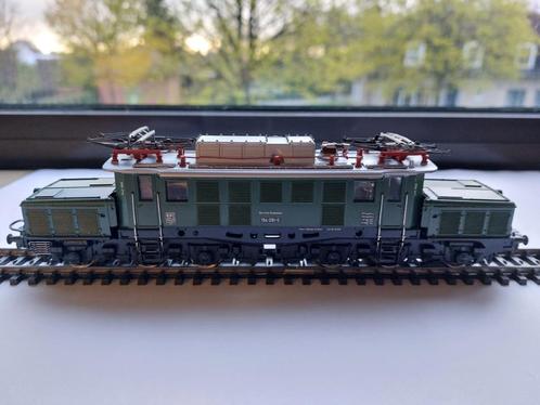Märklin 3322 H0 Elektrische locomotief, Hobby en Vrije tijd, Modeltreinen | H0, Zo goed als nieuw, Locomotief, Wisselstroom, Märklin