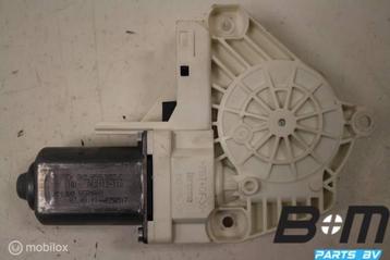 Raammotor RV (bijrijderskant) Audi A1 5 deurs 8K0959802C beschikbaar voor biedingen