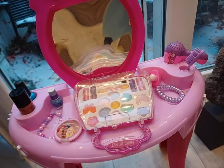 Make up tafel H58xB46, Kinderen en Baby's, Speelgoed | Speeltafels, Zo goed als nieuw, Ophalen