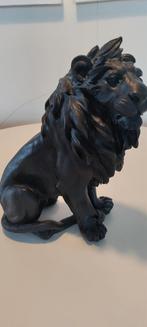 Leeuw van hars, hoogte 32 cm, Ophalen