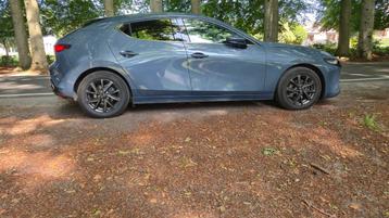 Mazda 3 e-SkyActiv-X 186 mijn volledige optie  beschikbaar voor biedingen