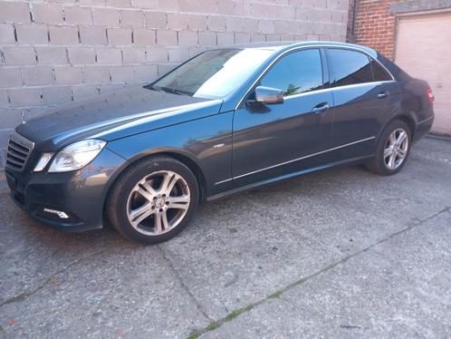Mercedes E220cdi Avantgarde FULL option 163pk, Auto's, Mercedes-Benz, Particulier, E-Klasse, Diesel, Euro 5, Dealer onderhouden