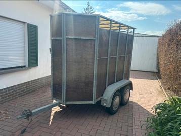 Aanhangwagen voor schapen kleinvee beschikbaar voor biedingen