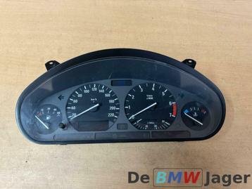 Instrumentenpaneel BMW 3-serie E36 8357422 beschikbaar voor biedingen