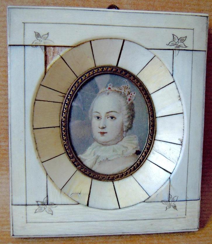 Miniatuurportret van Maria Theresia in kadertje, Antiek en Kunst, Antiek | Woonaccessoires, Verzenden