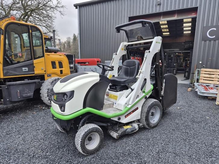 Etesia Buffalo 4x4 presque Neuf!!, Articles professionnels, Agriculture | Tracteurs, Autres marques, jusqu'à 80 ch, Enlèvement