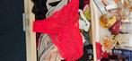 String maat xl kleur rood, Vêtements | Femmes, Sous-vêtements & Lingerie, Hunkemöller, Envoi, Rouge, String