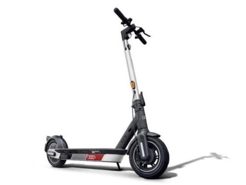Audi electric kick scooter powered by Segway: volledig nieuw, Fietsen en Brommers, Steps, Nieuw, Elektrische step (E-scooter)