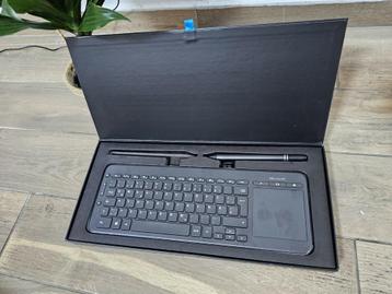 Microsoft All-in-One Media Toetsenbord.  beschikbaar voor biedingen