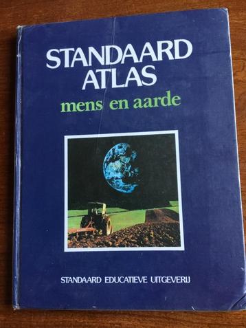 Standaard Atlas mens en aarde