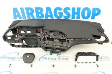 Airbag kit Tableau de bord noir BMW 2 serie F44 Gran Coupé disponible aux enchères