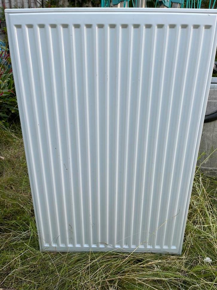 Centrale verwarming, Doe-het-zelf en Bouw, Verwarming en Radiatoren, Zo goed als nieuw, Radiator, 80 cm of meer, 60 tot 150 cm