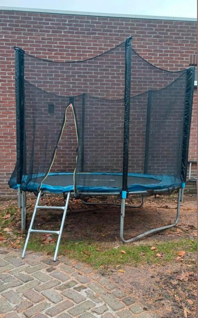 Trampoline als nieuw, Kinderen en Baby's, Speelgoed | Buiten | Trampolines, Zo goed als nieuw, Ophalen