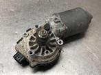 MOTEUR ESSUIE-GLACE AVANT Toyota Yaris II (P9), Autos : Pièces & Accessoires, Utilisé, Toyota