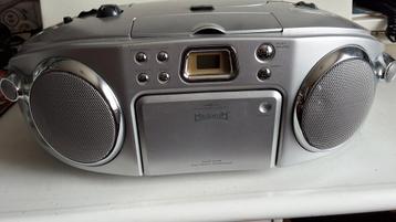 Radio cd. Cassette. Merk Magnum  kleur. Grijs  breedte 40 cm beschikbaar voor biedingen