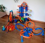 Hotwheels, ultimate garage + actiontriple loop + andere, Kinderen en Baby's, Ophalen, Racebaan, Zo goed als nieuw, Zelf te bouwen