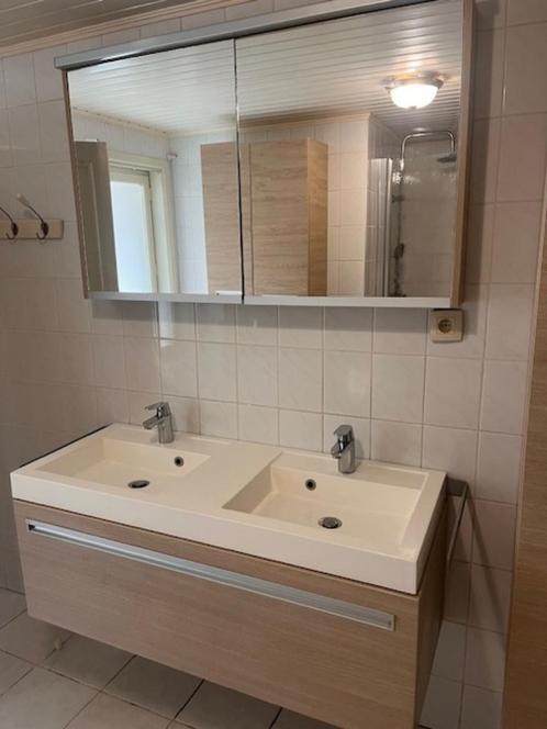 Badkamermeubel en 2 badkamerkasten, Maison & Meubles, Salle de bain | Salle de bain complète, Utilisé, Enlèvement