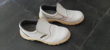 Chaussures de sécurité cuisine P.41 beschikbaar voor biedingen