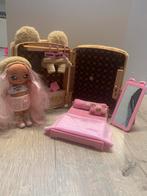 Na Na Na surprise bedroom, Enlèvement, Comme neuf