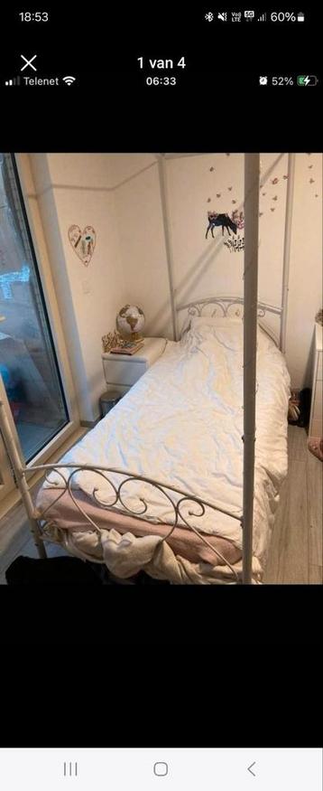 1 persoons hemelbed met lattenbodem en matras, Enlèvement, Comme neuf, Blanc